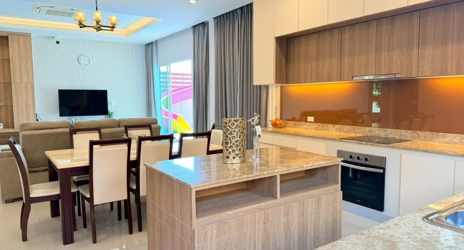 Villa en venta de 3 habitaciones en Huay Yai, Pattaya