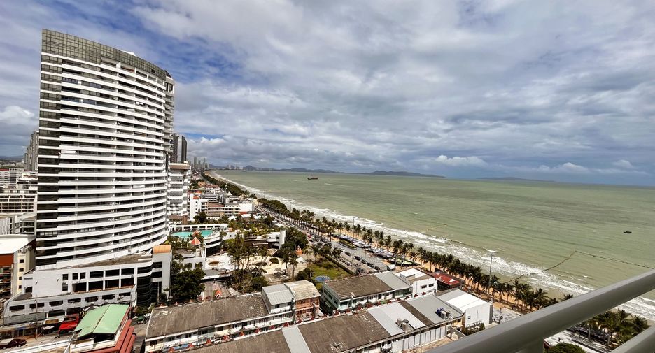 À louer studio condo à Pratumnak, Pattaya