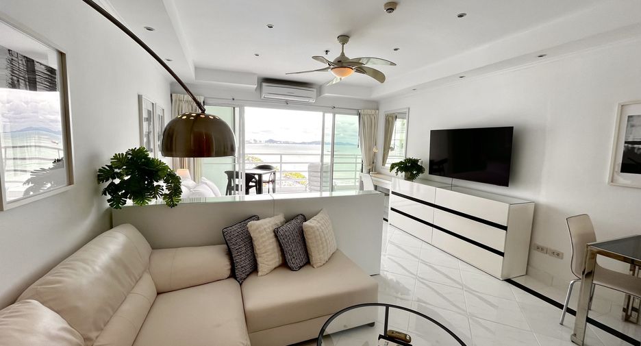 À louer studio condo à Pratumnak, Pattaya