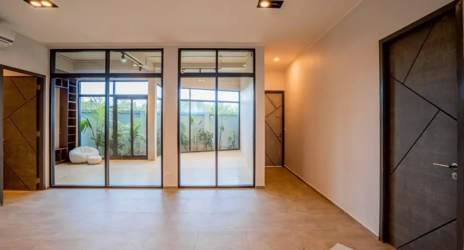 For rent 4 ベッドルーム villa in Mueang Phuket, Phuket