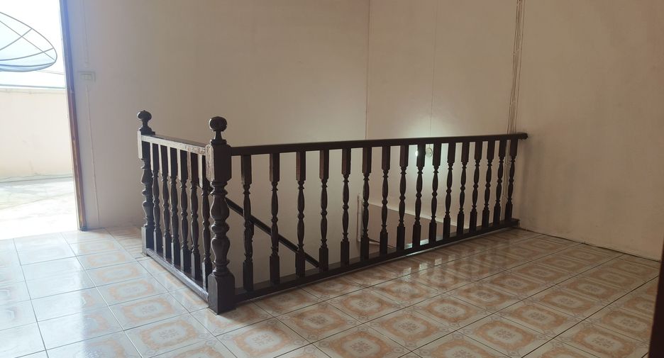 Reihenhaus zum Kauf mit 3 Zimmer in Bang Khen, Bangkok
