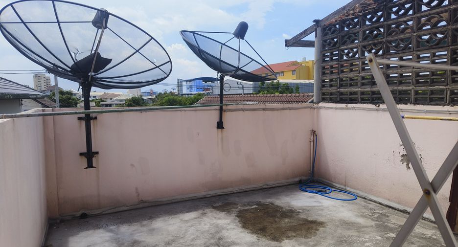 Reihenhaus zum Kauf mit 3 Zimmer in Bang Khen, Bangkok
