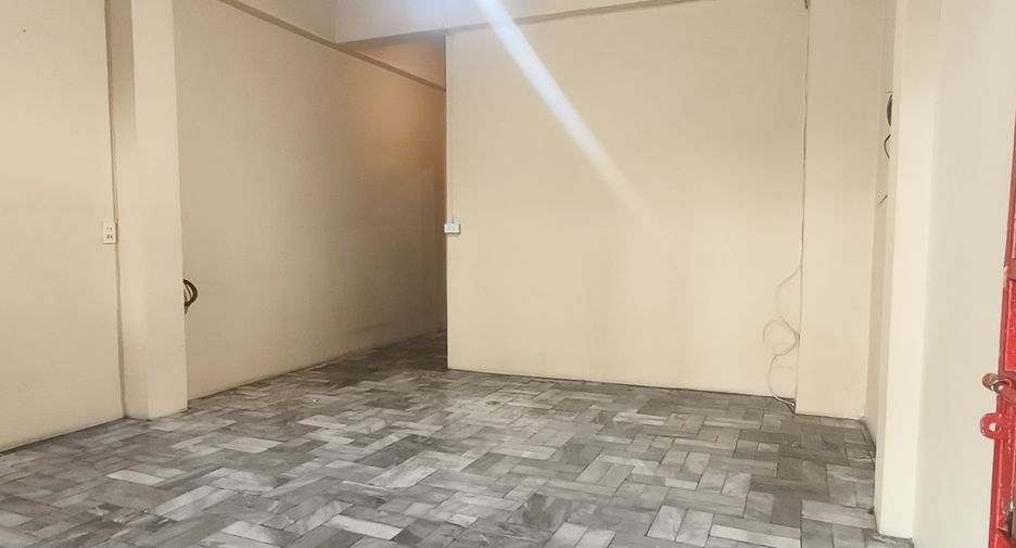 Reihenhaus zum Kauf mit 3 Zimmer in Bang Khen, Bangkok
