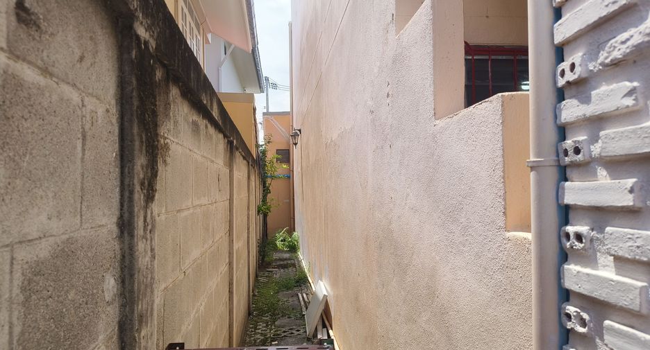 Reihenhaus zum Kauf mit 3 Zimmer in Bang Khen, Bangkok