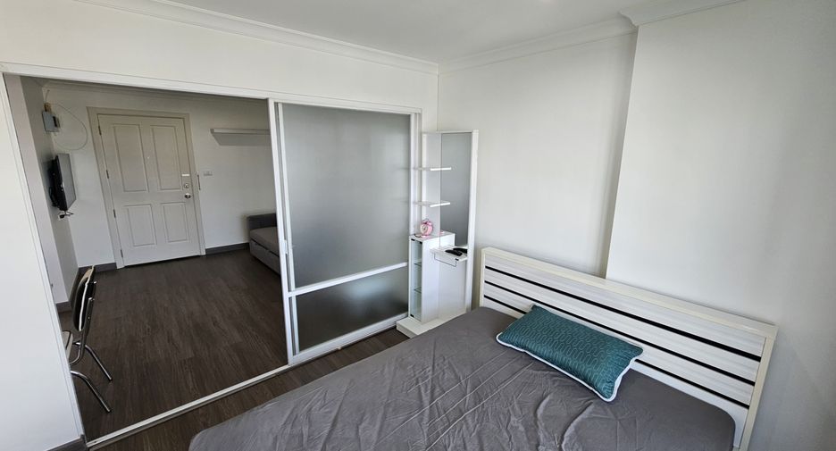 À louer et à vendre 1 chambre condo à Huai Khwang, Bangkok