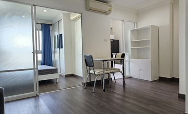 À louer et à vendre 1 chambre condo à Huai Khwang, Bangkok