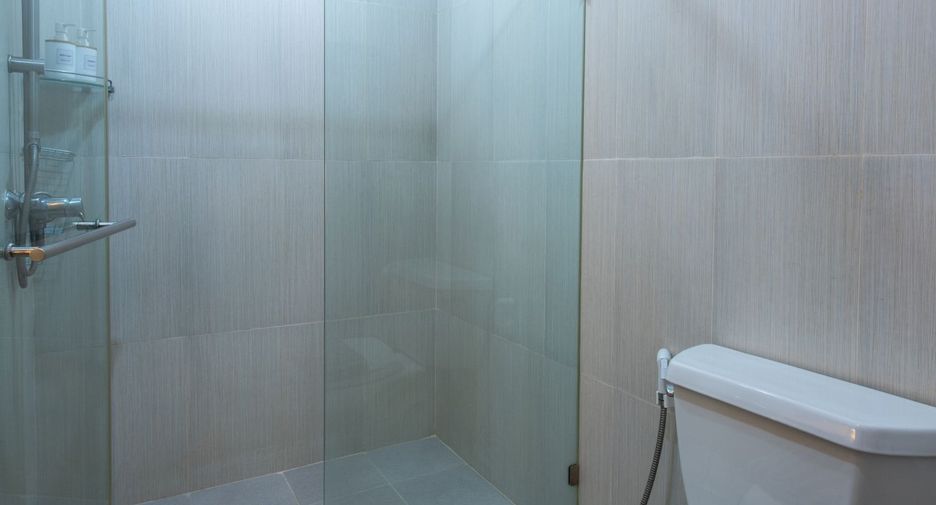 For sale 1 bed condo in Khlong Toei, Bangkok