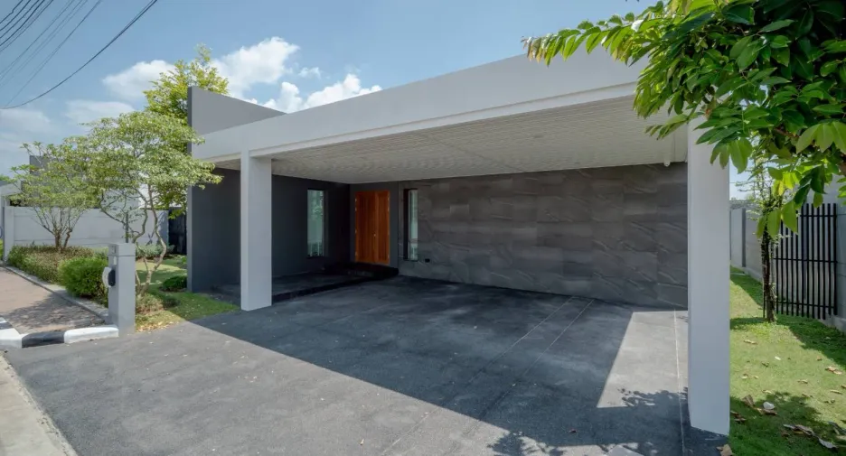 Villa en venta y en alquiler de 3 habitaciones en Hang Dong, Chiang Mai
