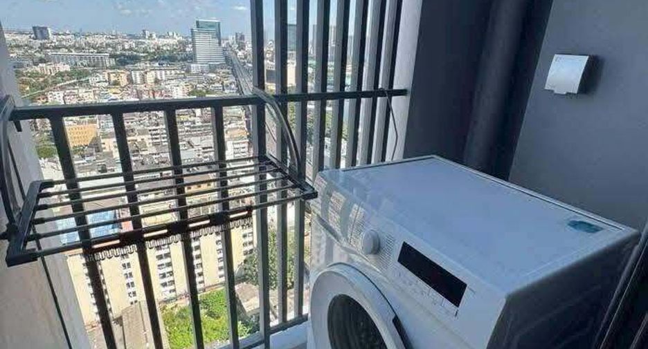 Condo en alquiler de 1 habitaciones en Bang Kapi, Bangkok