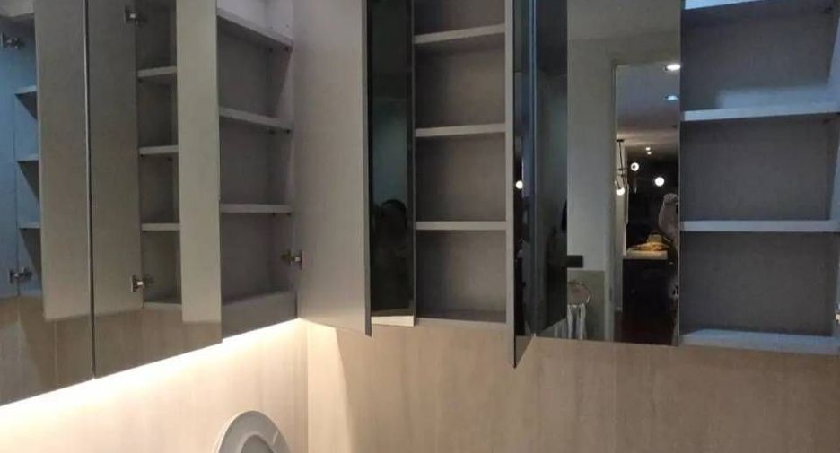 Wohnung zum Kauf mit 1 Zimmer in Khlong Toei, Bangkok