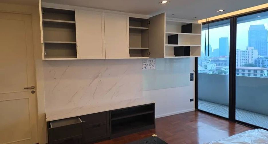 Wohnung zum Kauf mit 1 Zimmer in Khlong Toei, Bangkok
