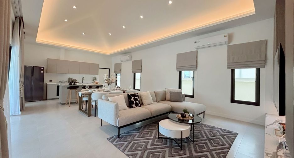 For sale 3 bedrooms villa in Hua Hin, Prachuap Khiri Khan
