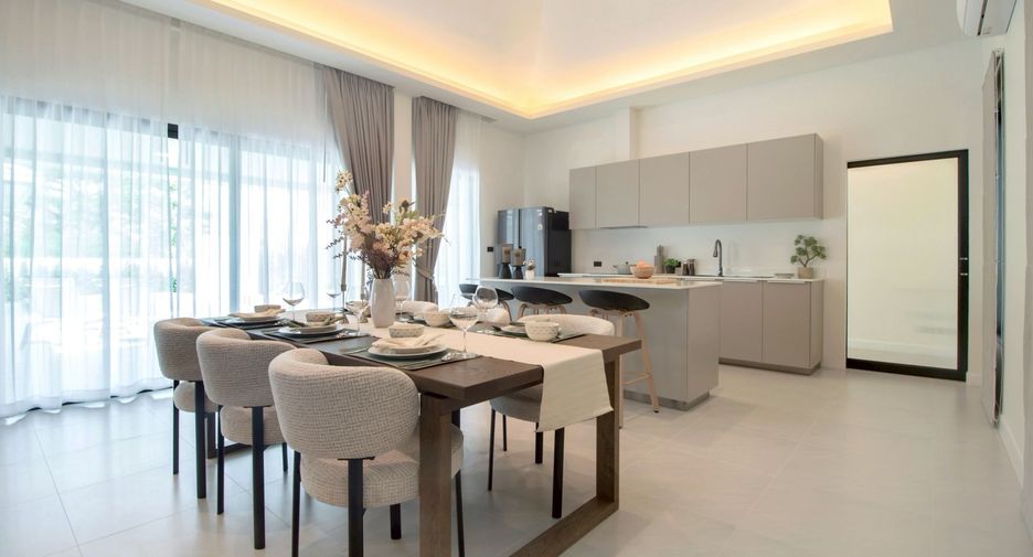 For sale 3 bedrooms villa in Hua Hin, Prachuap Khiri Khan