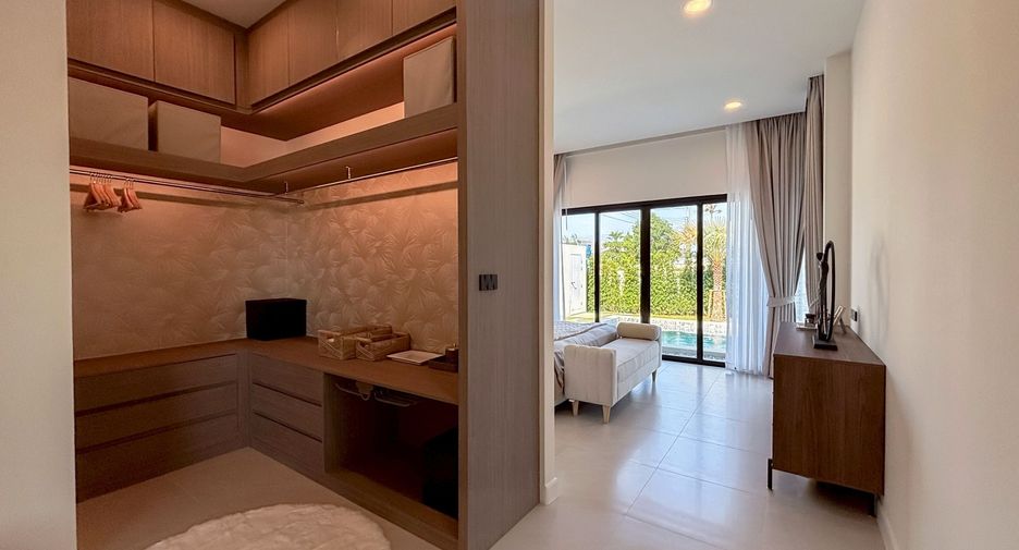 For sale 3 bedrooms villa in Hua Hin, Prachuap Khiri Khan