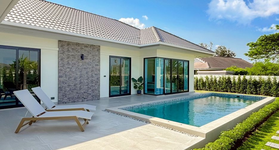 For sale 3 bedrooms villa in Hua Hin, Prachuap Khiri Khan