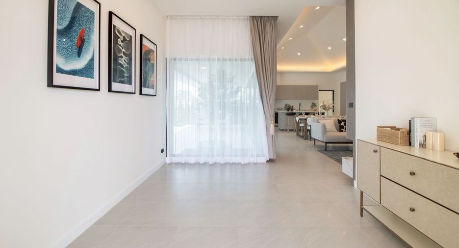 For sale 3 bedrooms villa in Hua Hin, Prachuap Khiri Khan