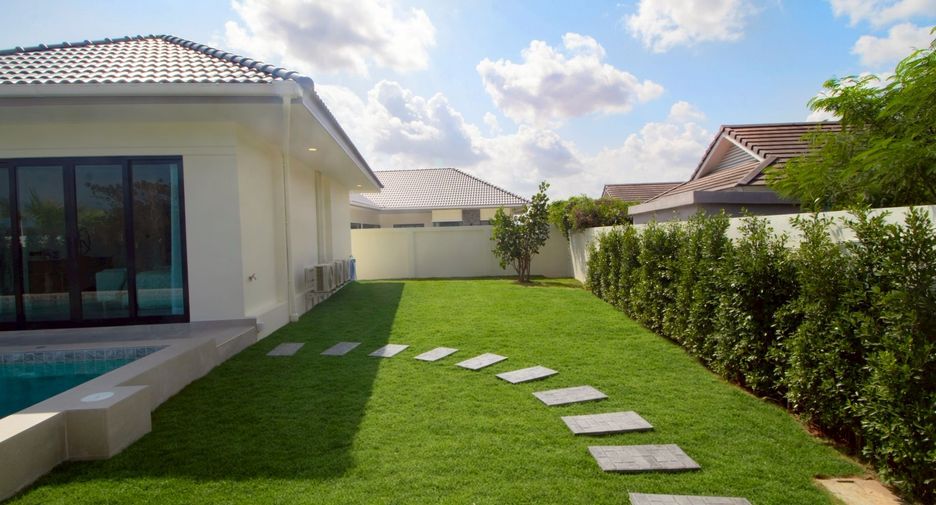 For sale 3 bedrooms villa in Hua Hin, Prachuap Khiri Khan