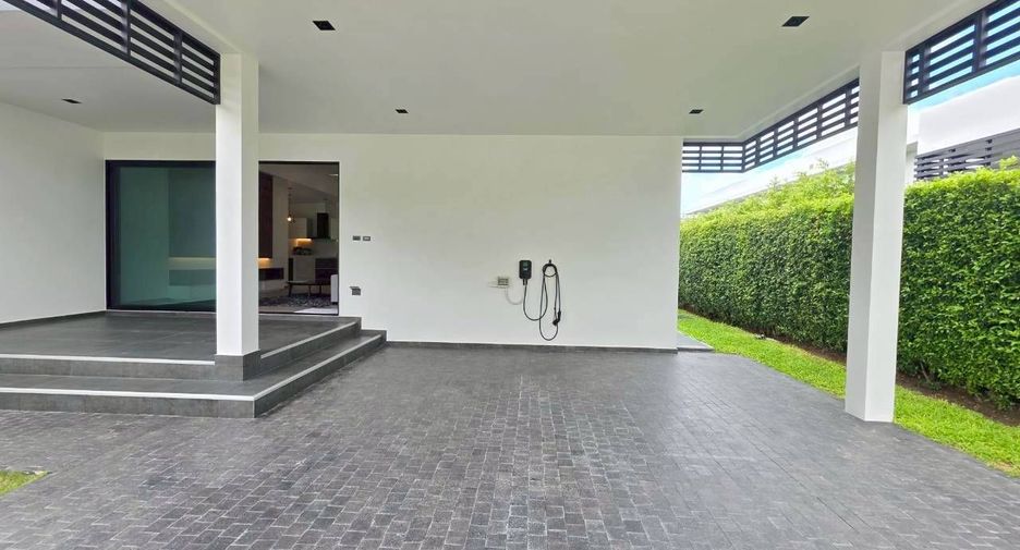 For rent 3 bedrooms villa in Hua Hin, Prachuap Khiri Khan