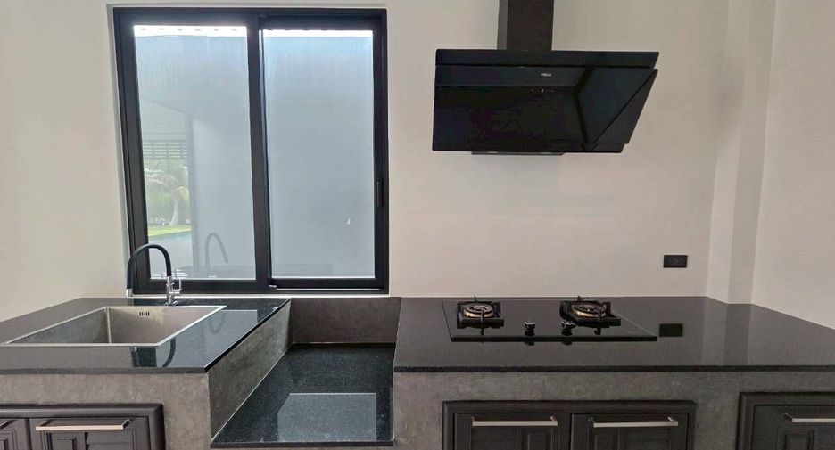 For rent 3 bedrooms villa in Hua Hin, Prachuap Khiri Khan