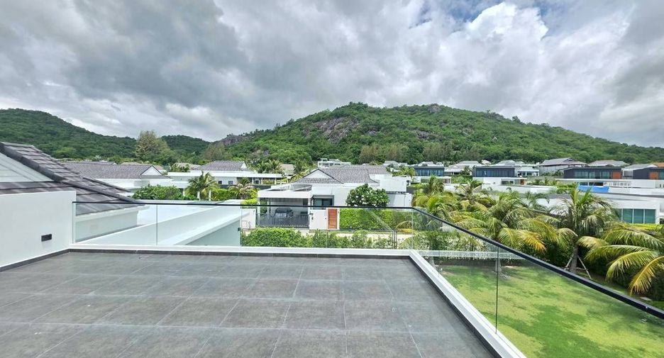 For rent 3 bedrooms villa in Hua Hin, Prachuap Khiri Khan