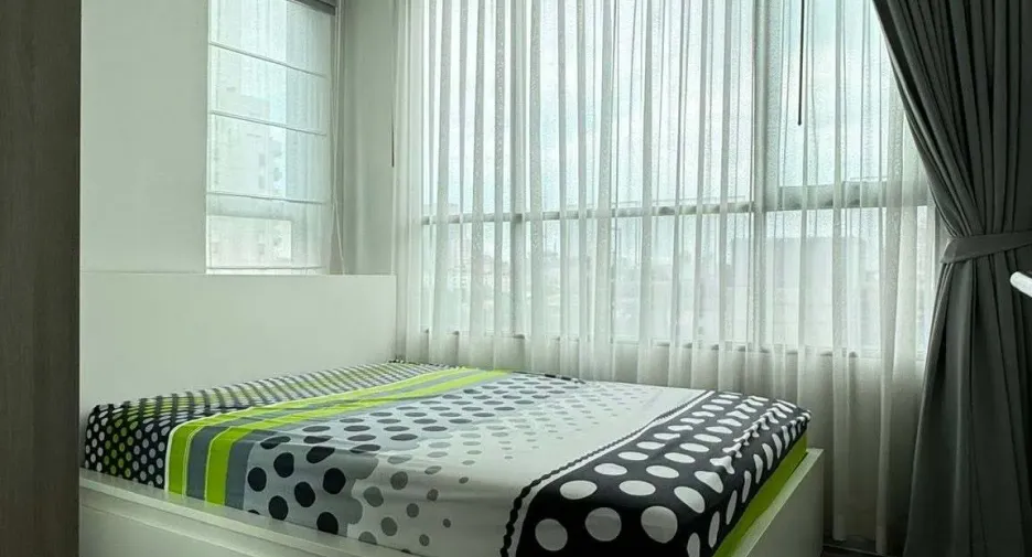For rent 2 bedrooms condo in Bang Kapi, Bangkok