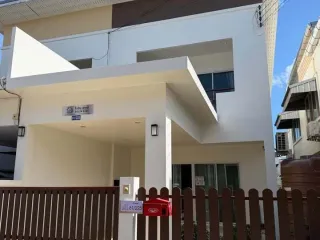 Haus zur Miete mit 2 Zimmer in Mueang Phuket, Phuket