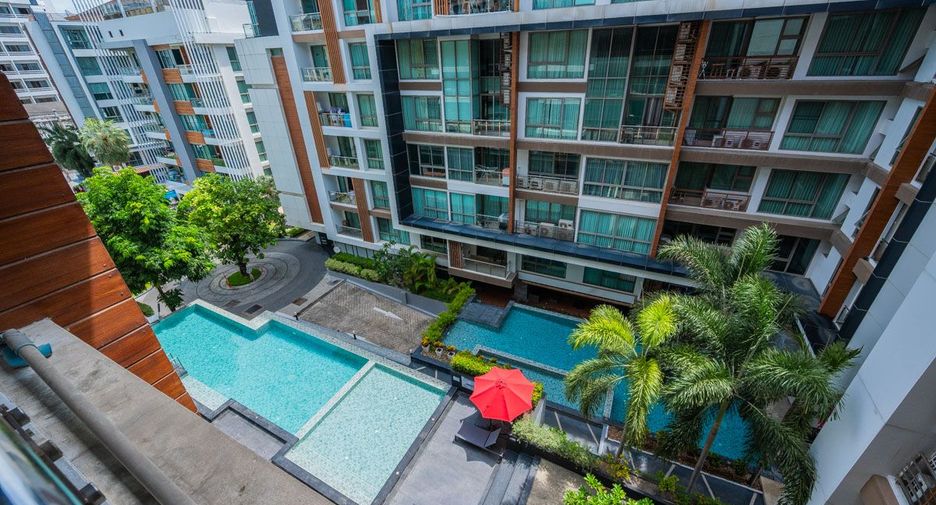 For rent 2 bedrooms condo in South Pattaya, Pattaya