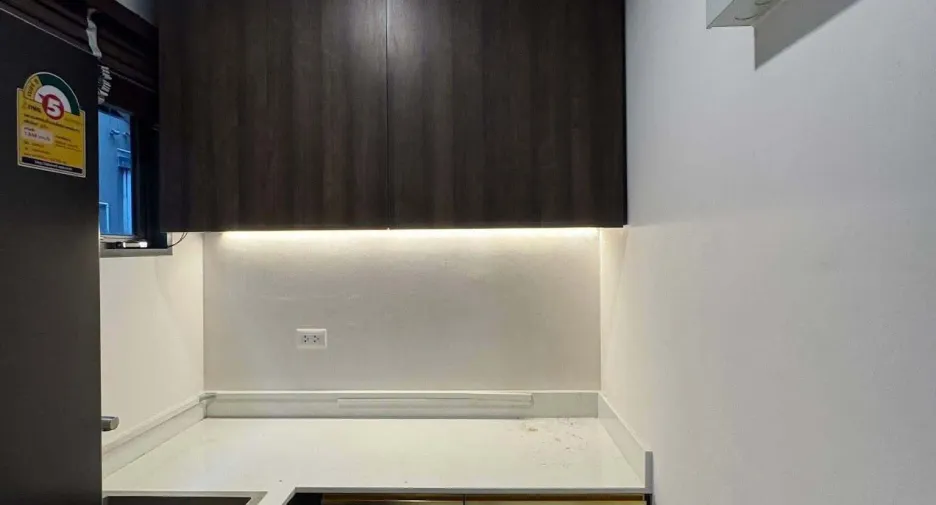 Casa en alquiler y en venta de 3 habitaciones en Bang Phli, Samut Prakan