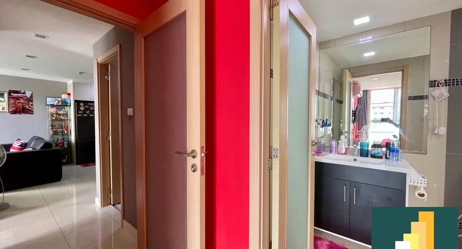 For sale 2 bedrooms condo in Pratumnak, Pattaya