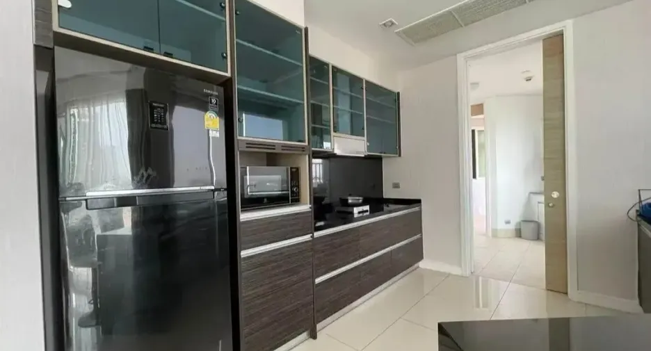ขาย และ ให้เช่า 3 ห้องนอน คอนโด ใน จอมเทียน, พัทยา