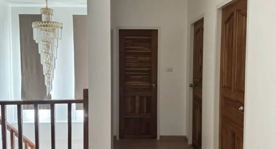 For sale 3 bedrooms house in East Pattaya, Pattaya