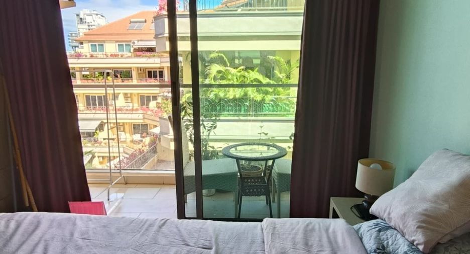 For sale studio apartment in Pratumnak, Pattaya