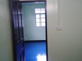 For rent スタジオ house in Bang Rak, Bangkok