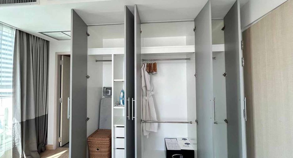 For rent 1 bed condo in Khlong Toei, Bangkok