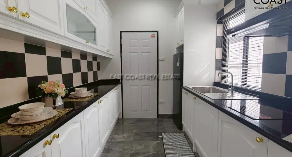 À vendre 2 chambres maison à Bang Lamung, Chonburi