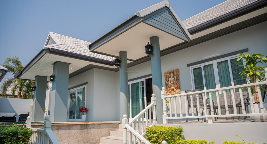 For rent 4 bedrooms house in East Pattaya, Pattaya