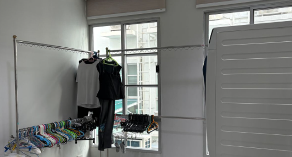 For rent 4 bedrooms townhouse in Yan Nawa, Bangkok