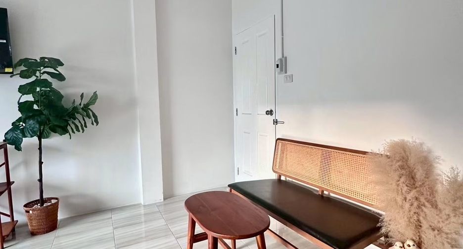 Haus zur Miete mit 3 Zimmer in Mueang Surat Thani, Surat Thani