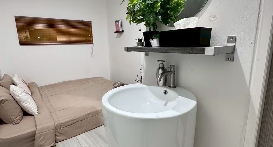 Haus zur Miete mit 3 Zimmer in Mueang Surat Thani, Surat Thani
