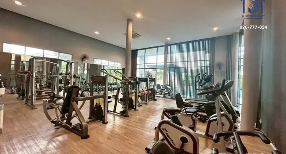 Casa adosada en venta de 4 habitaciones en Mueang Nonthaburi, Nonthaburi