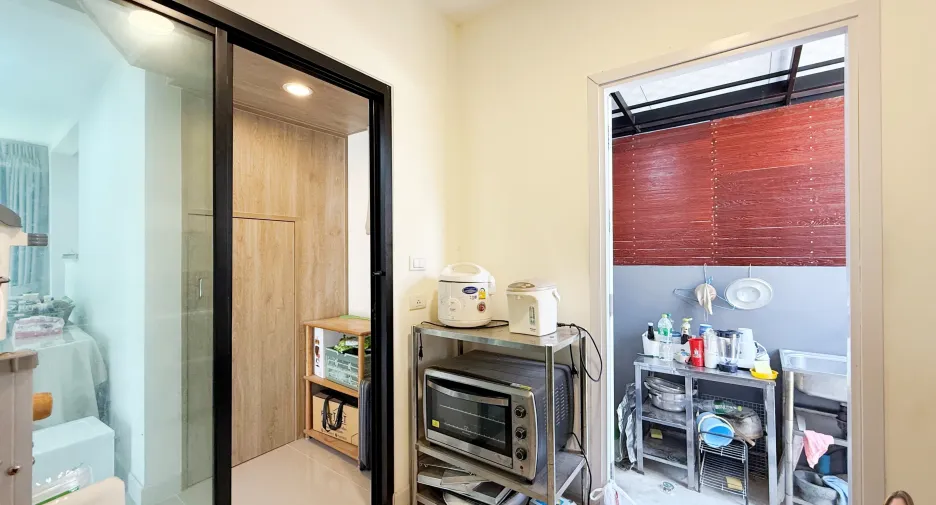 Продажа 3 спальни дом в Khlong Luang, Патумтани