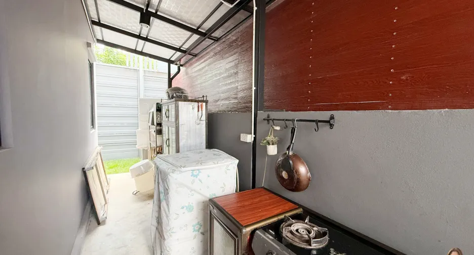 Продажа 3 спальни дом в Khlong Luang, Патумтани