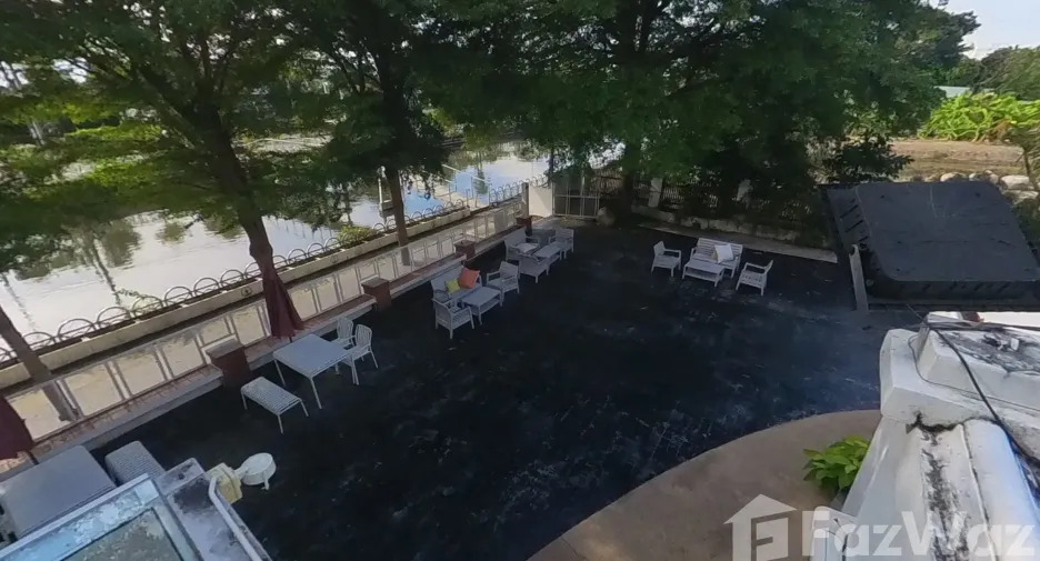 For sale 5 bedrooms house in Thawi Watthana, Bangkok