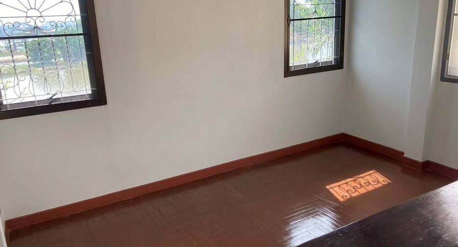 Haus zur Miete mit 3 Zimmer in Bang Bo, Samut Prakan