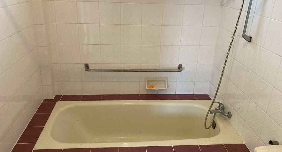 Haus zur Miete mit 3 Zimmer in Bang Bo, Samut Prakan