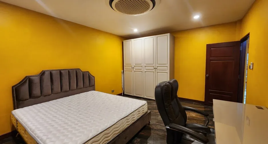 À vendre 2 chambres appartement à Thalang, Phuket