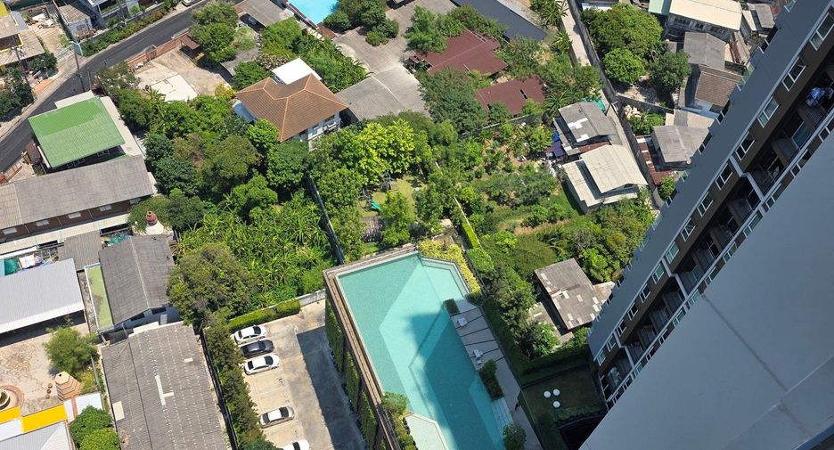 À louer 2 chambres condo à Chom Thong, Bangkok