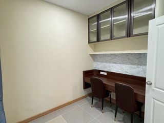 出租 3 卧室 联排别墅 在 Bang Phli, Samut Prakan