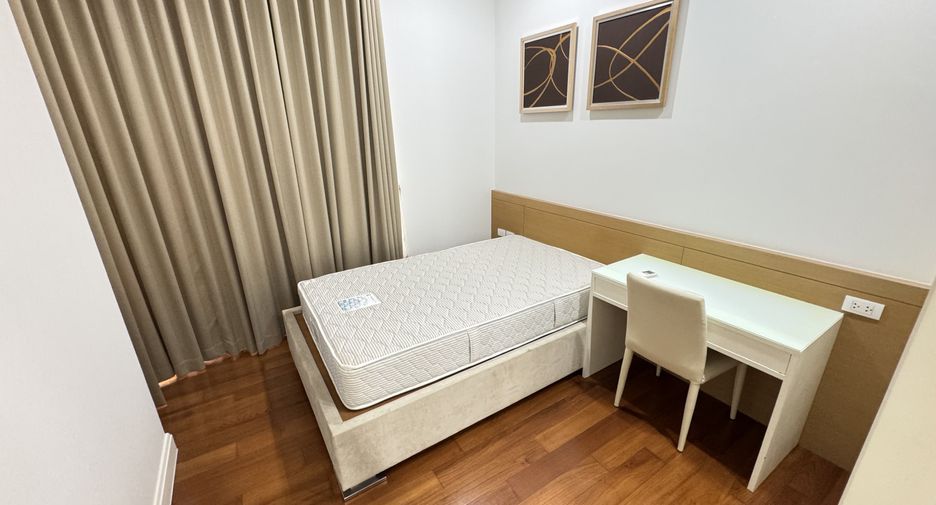 Condo en alquiler de 2 habitaciones en Pathum Wan, Bangkok