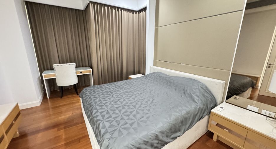 Condo en alquiler de 2 habitaciones en Pathum Wan, Bangkok